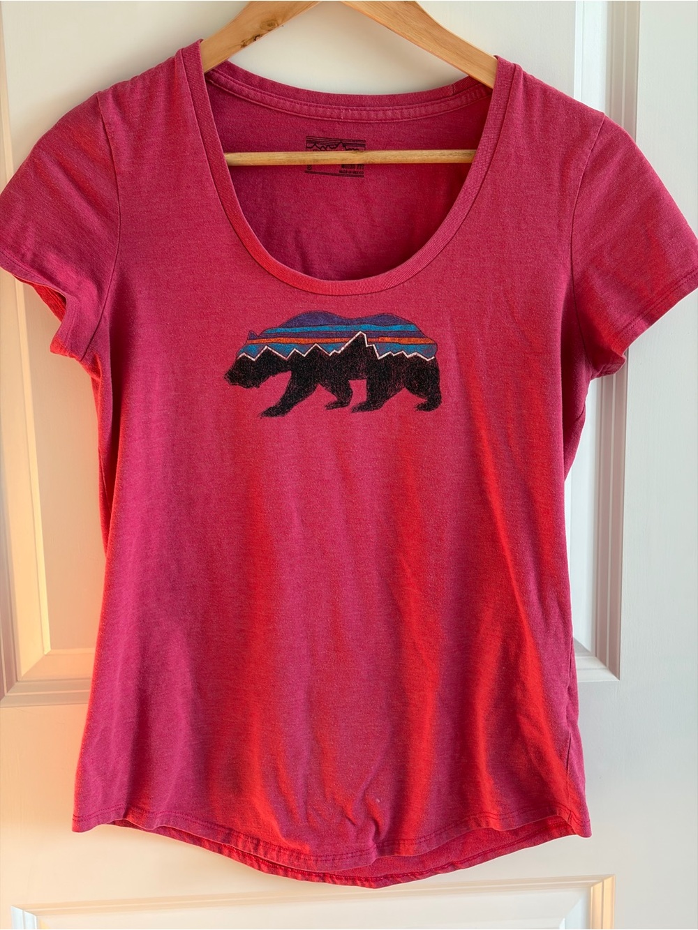 Patagonia Magenta Scoop-Neck Tee with Bear Motif